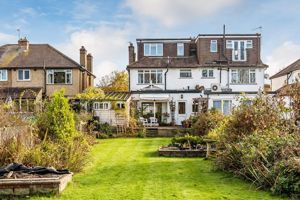 Photo 31- click for photo gallery